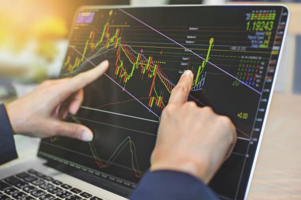 How do demo trading accounts work?
